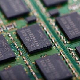 PIÈCES POUR PC PORTABLE